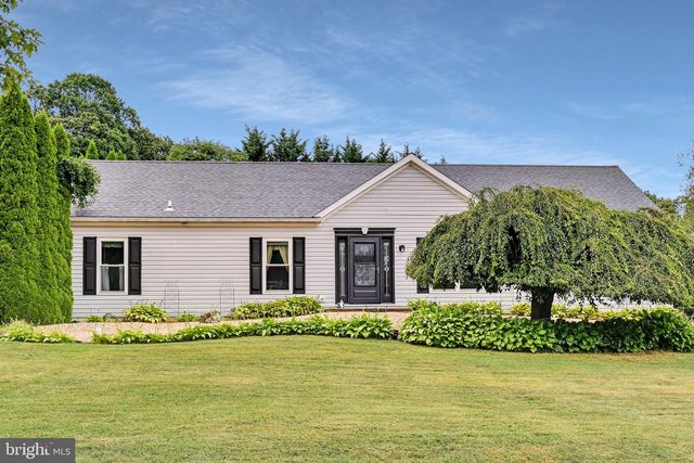 1235 W KINGS HWY, Coatesville, PA 19320