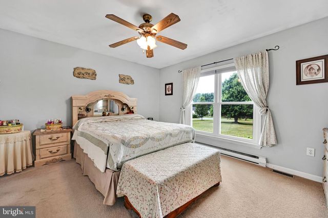 1235 W KINGS HWY, Coatesville, PA 19320