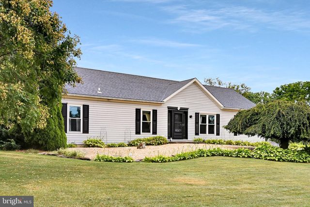 1235 W KINGS HWY, Coatesville, PA 19320