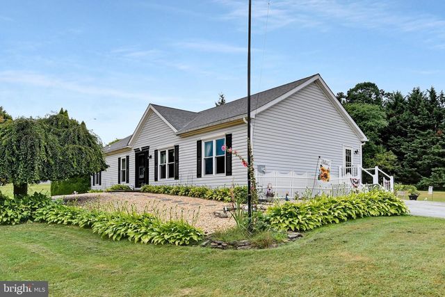 1235 W KINGS HWY, Coatesville, PA 19320