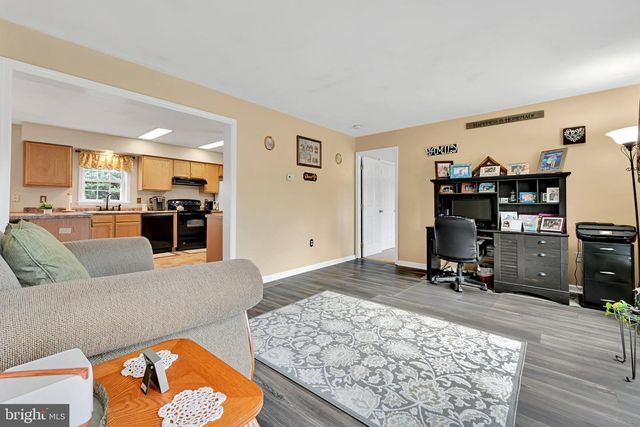 1235 W KINGS HWY, Coatesville, PA 19320