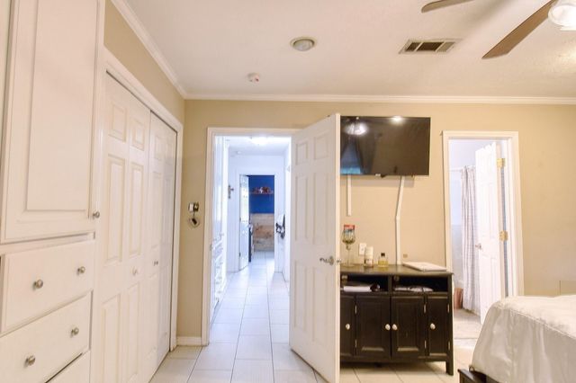 202 Rose Marie Boulevard, Hearne, TX 77859