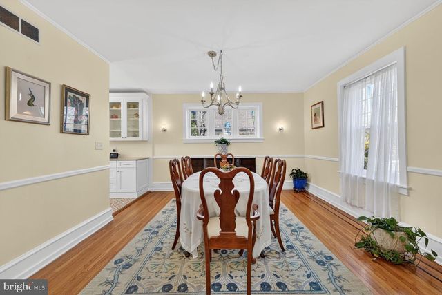 104 W MAPLE AVE, Merchantville, NJ 08109