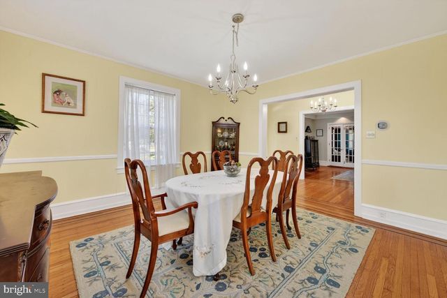 104 W MAPLE AVE, Merchantville, NJ 08109