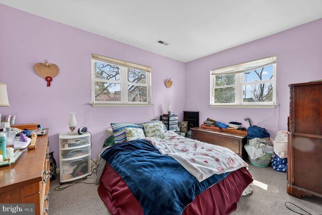 104 W MAPLE AVE, Merchantville, NJ 08109
