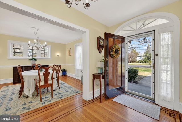 104 W MAPLE AVE, Merchantville, NJ 08109