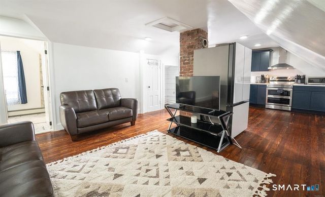 1 Harmony Street 3, Stonington, CT 06378