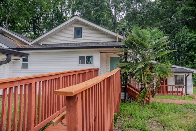 1422 Mineral Springs Road, Dalton, GA 30720