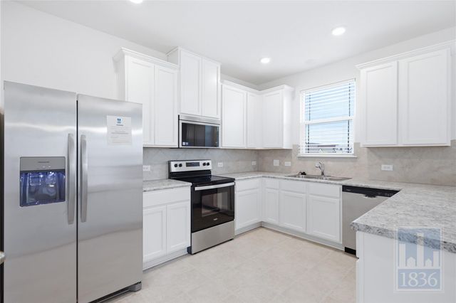 7812 Song Sparrow DR, Austin, TX 78744