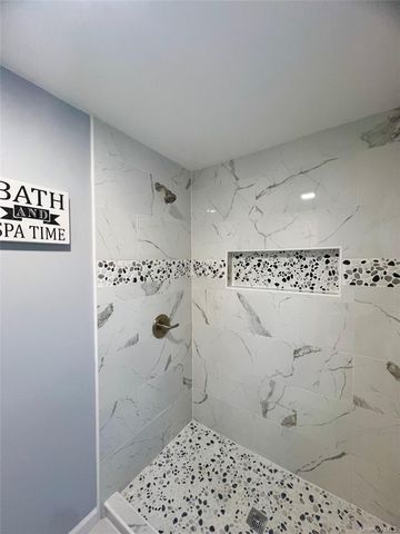 17 Dunthorne Drive, Pine Bush, NY 12721