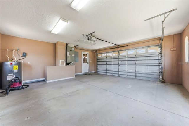 14433 LAKE YALE ROAD, Umatilla, FL 32784