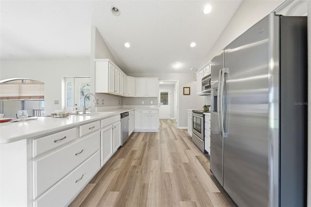 14433 LAKE YALE ROAD, Umatilla, FL 32784