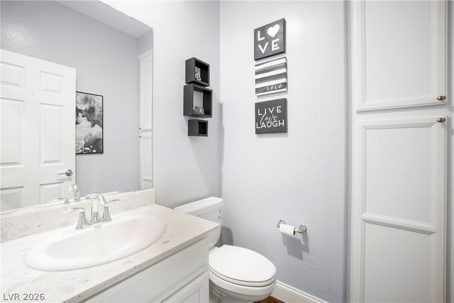 990 Floral Creek Court, Henderson, NV 89002