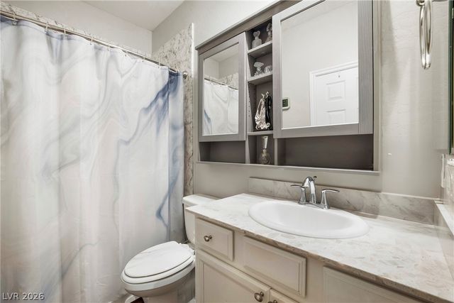 990 Floral Creek Court, Henderson, NV 89002