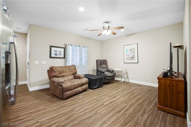 990 Floral Creek Court, Henderson, NV 89002