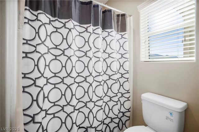 990 Floral Creek Court, Henderson, NV 89002