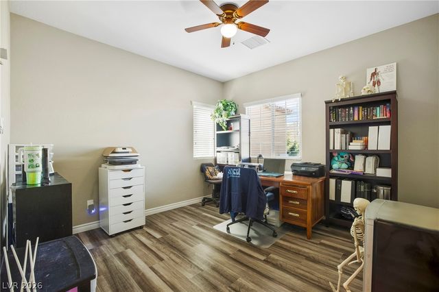 990 Floral Creek Court, Henderson, NV 89002
