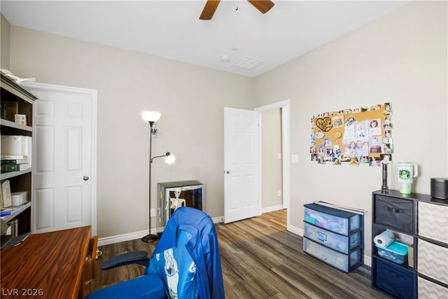 990 Floral Creek Court, Henderson, NV 89002