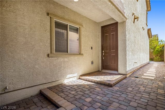 990 Floral Creek Court, Henderson, NV 89002