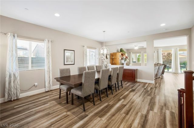 990 Floral Creek Court, Henderson, NV 89002