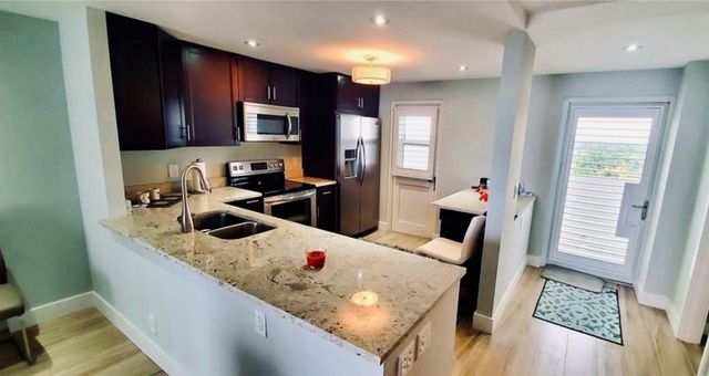 2200 NE 33rd Ave 8G, Fort Lauderdale, FL 33305