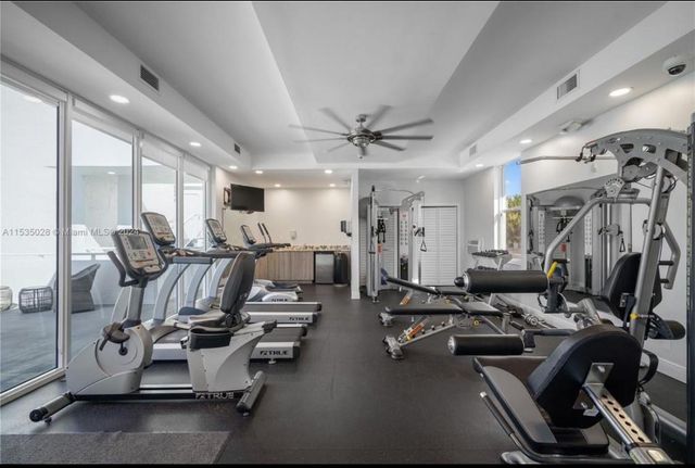 2200 NE 33rd Ave 8G, Fort Lauderdale, FL 33305