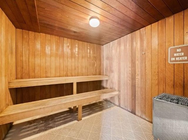 2200 NE 33rd Ave 8G, Fort Lauderdale, FL 33305