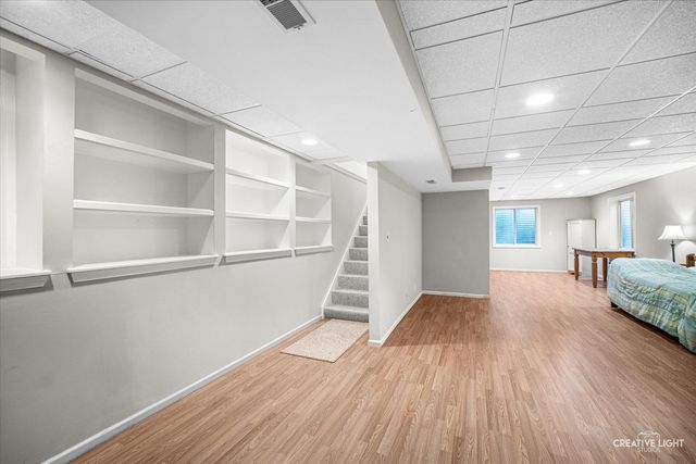 1438 Westbury Circle, North Aurora, IL 60542