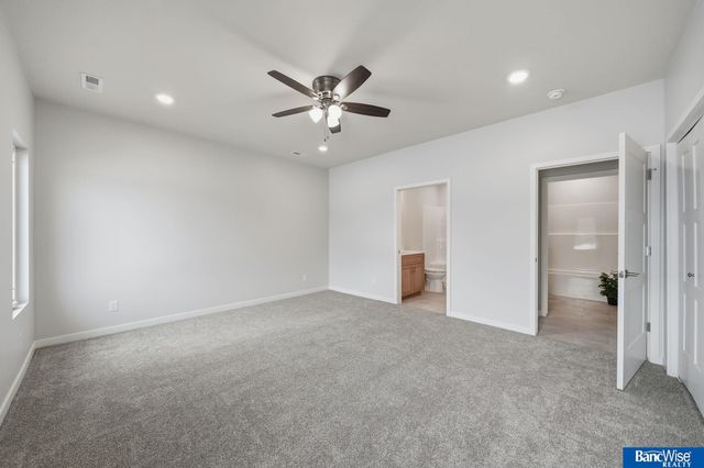 3501 Pearl Crescent Drive, Lincoln, NE 68504