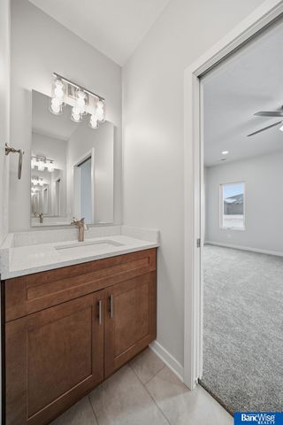 3501 Pearl Crescent Drive, Lincoln, NE 68504