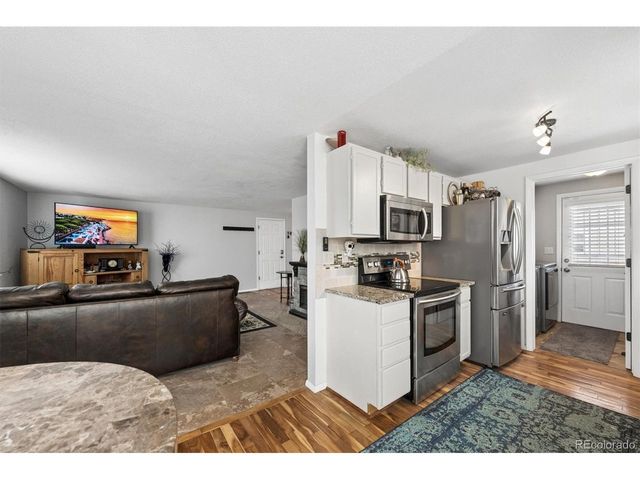 22166 E Princeton Cir, Aurora, CO 80018