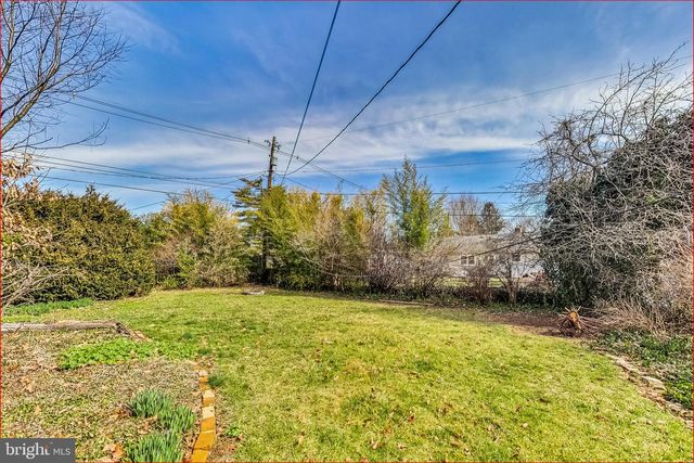 1208 PINEWOOD DR, Frederick, MD 21701