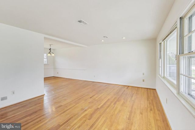 1208 PINEWOOD DR, Frederick, MD 21701
