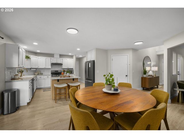 11202 Ne 101ST St, Vancouver, WA 98662