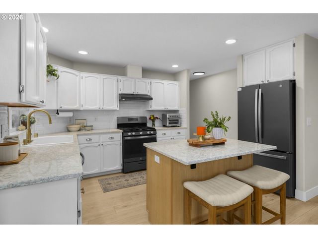 11202 Ne 101ST St, Vancouver, WA 98662