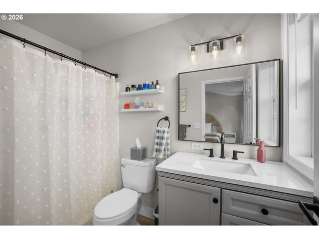 11202 Ne 101ST St, Vancouver, WA 98662