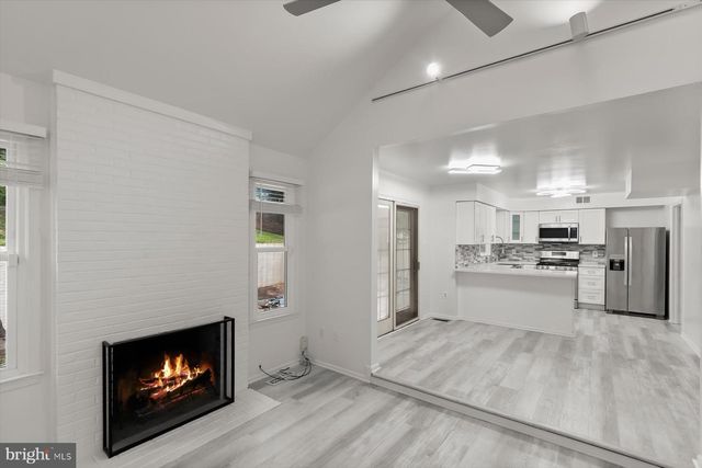 1550 MCLEAN COMMONS CT, Mclean, VA 22101