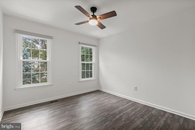 1550 MCLEAN COMMONS CT, Mclean, VA 22101