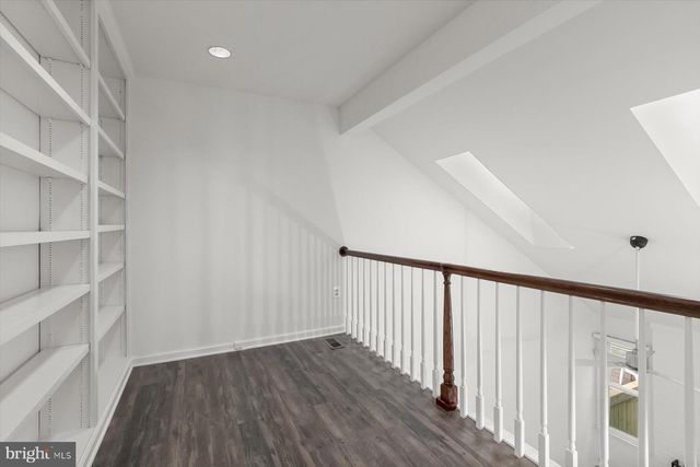 1550 MCLEAN COMMONS CT, Mclean, VA 22101
