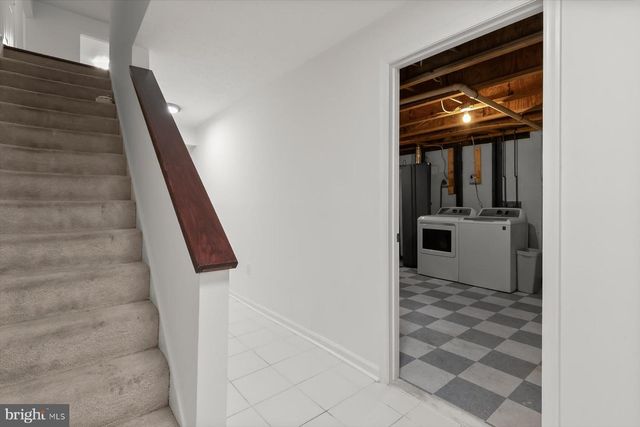 1550 MCLEAN COMMONS CT, Mclean, VA 22101