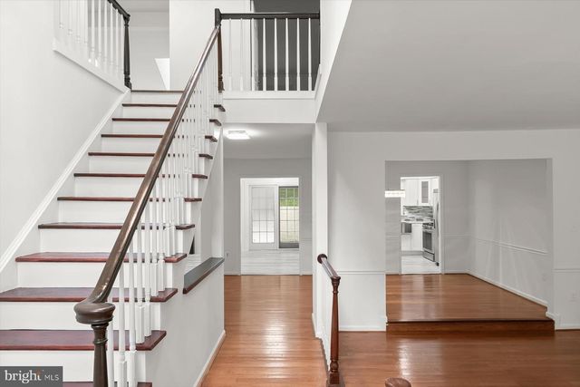 1550 MCLEAN COMMONS CT, Mclean, VA 22101