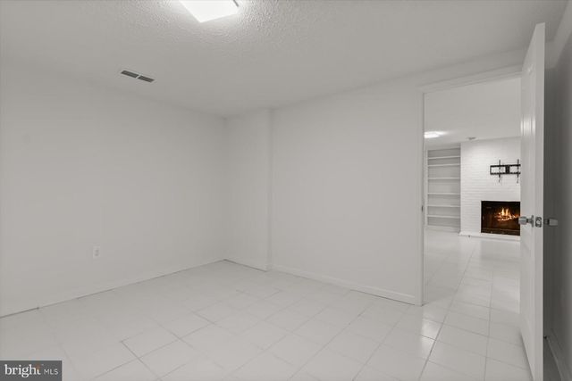 1550 MCLEAN COMMONS CT, Mclean, VA 22101