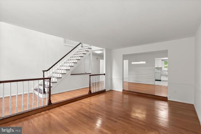 1550 MCLEAN COMMONS CT, Mclean, VA 22101