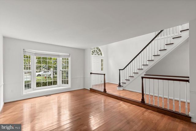 1550 MCLEAN COMMONS CT, Mclean, VA 22101