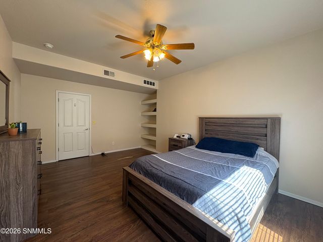 1231 Gunsight Peak Drive, Las Cruces, NM 88012
