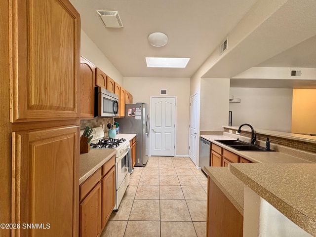 1231 Gunsight Peak Drive, Las Cruces, NM 88012