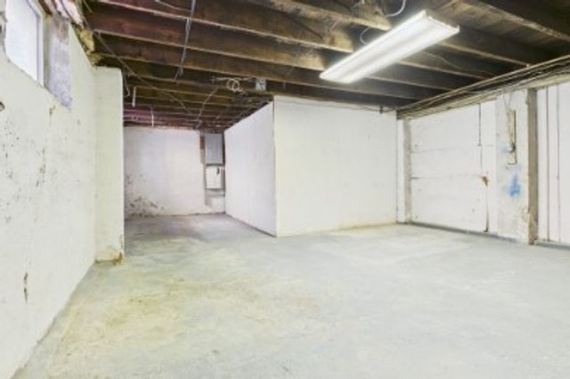 34 Alice Street 32, East Providence, RI 02914