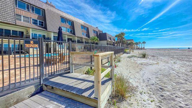 60 GULF BOULEVARD 204, Indian Rocks Beach, FL 33785