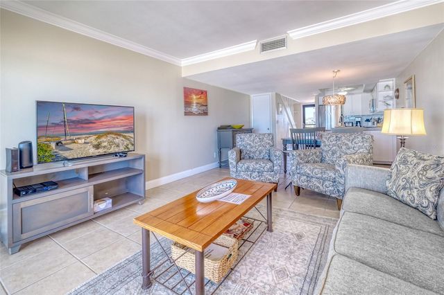 60 GULF BOULEVARD 204, Indian Rocks Beach, FL 33785