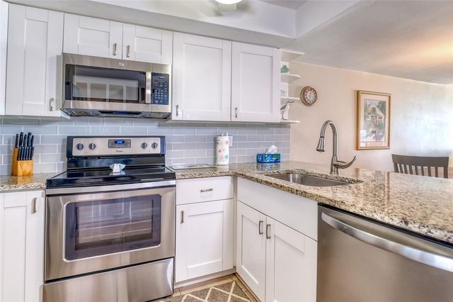 60 GULF BOULEVARD 204, Indian Rocks Beach, FL 33785